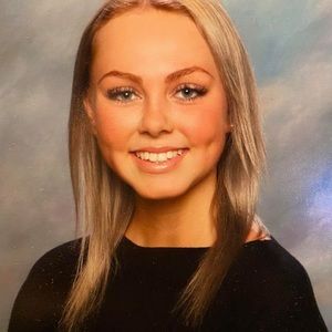 Meet your Posher, Alexandra